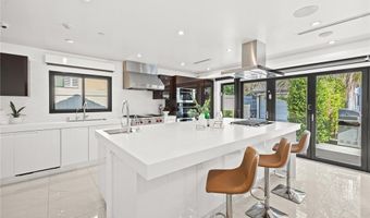440 Winthrop Rd, San Marino, CA 91108