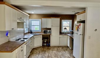 711 Francisco Ave, Alma, MI 48801