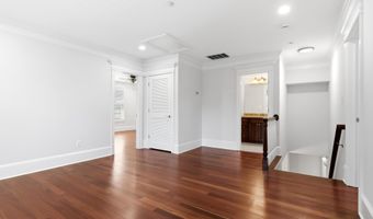 7527 WESTFIELD Dr, Bethesda, MD 20817
