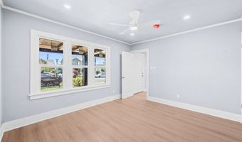 941 W 55th St, Los Angeles, CA 90037