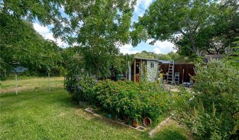 620 S 11th St, Aransas Pass, TX 78336