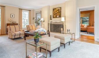 6 Searles Rd, Darien, CT 06820