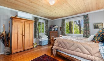 479 Old Dummy Line Rd, Balsam, NC 28707