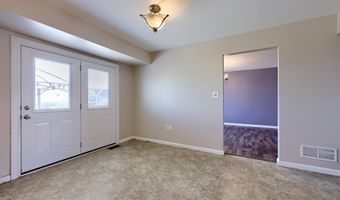 504 LONGVIEW Dr, Reading, PA 19608