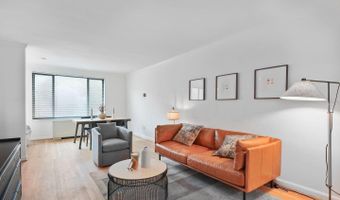 305 C St NE #210, Washington, DC 20002