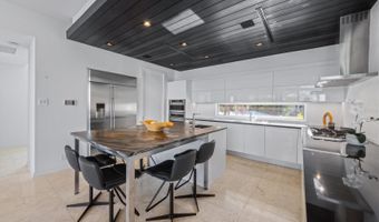 115 N BAY Blvd, Anna Maria, FL 34216