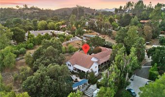 5920 Colodny Dr, Agoura Hills, CA 91301