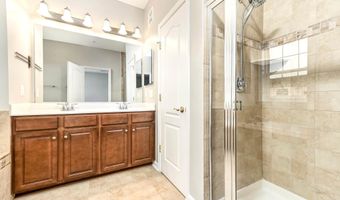22722 BEACON CREST Ter, Brambleton, VA 20148