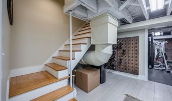 2012 Broad St, Camden, SC 29020