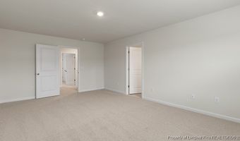 1085 Misty Creek Dr, Aberdeen, NC 28315