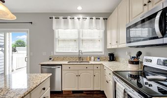 46 STONE RIDGE Dr, Dover, DE 19901
