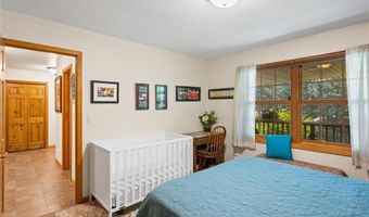 615 Woodsmen Dr NE, Alexandria, MN 56308