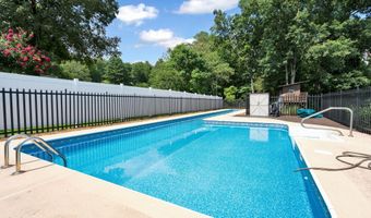 3046 Hawthorne St, Athens, TN 37303