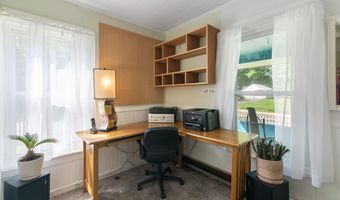 82 Oak Grove Ave, Brattleboro, VT 05301