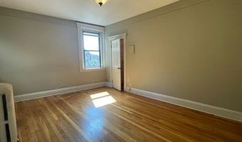 69 Park Dr 17, Boston, MA 02215