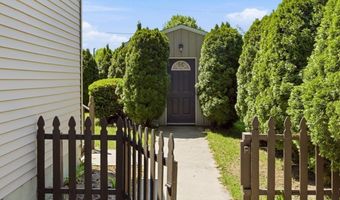 467 Dixie Blvd, Algonac, MI 48001