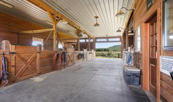 23 WHITE HORSE HILL Ln, Amissville, VA 20106