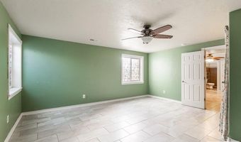 1305 Lyn Dr, Blackfoot, ID 83221