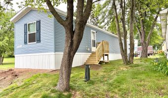 389 Tulip Ln E, Altoona, WI 54720