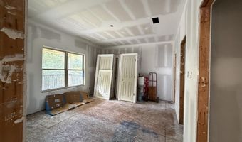 14990 Hummingbird Ln, Biloxi, MS 39532