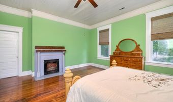 415 N Main St, Bishopville, SC 29010