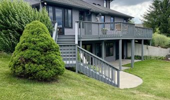 3563 Franklin Dr, Auburn, IN 46706