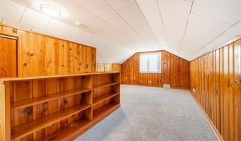 9255 Hubert Ave, Allen Park, MI 48101