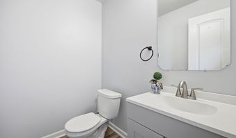 881 Ashbury Ln, Ayden, NC 28513