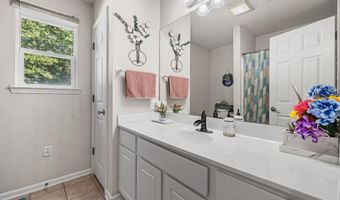 10823 Wyllia Rd, Benton, AR 72019