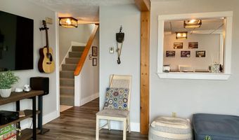 10 Aegis Dr, Bath, ME 04530