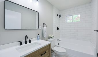 31 Forbes St, East Providence, RI 02915