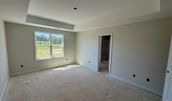 222 Ashley Heights Dr, Aberdeen, NC 28315
