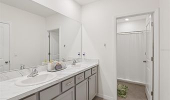 285 MANGROVE SHADE Cir, Apollo Beach, FL 33572