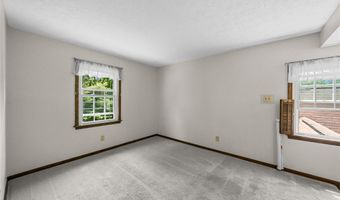 1489 Earhart Ave, Akron, OH 44320