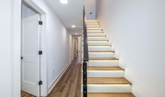 424 TAYLOR St NW 1, Washington, DC 20011