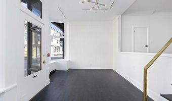 138 Spring St 1, Newport, RI 02840