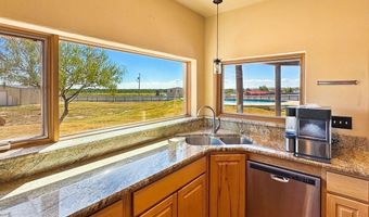 606 Weleka Ln, Carlsbad, NM 88220