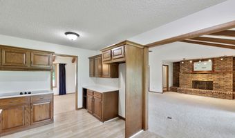 740 Fairway Ct, Augusta, KS 67010