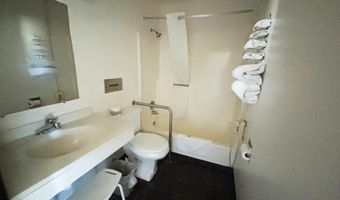 1025 E. 4th St, Ainsworth, NE 69210