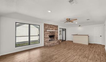 121 Meadow Ln, Aledo, TX 76008