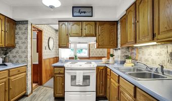 405 E Howard Ave, Arcadia, IN 46030