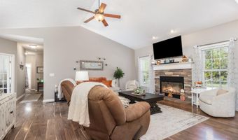 9995 Cedar View Ln, Aurora, IN 47001