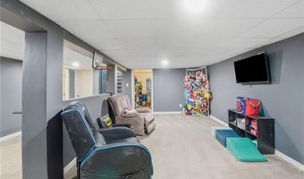 29 Dix Ave, Johnston, RI 02919