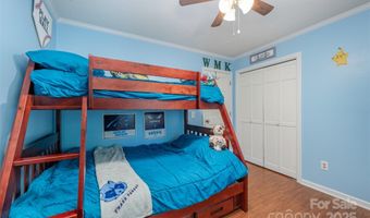 2106 Woodhurst Ln, Albemarle, NC 28001