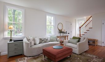 4826 BUTTERWORTH Pl NW, Washington, DC 20016