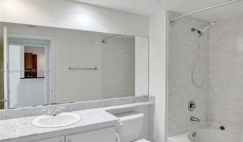 18800 NE 29 Ave 621, Aventura, FL 33180