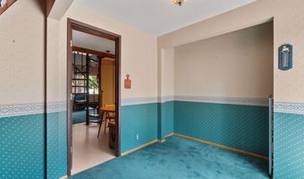 15001 Fall River Dr, Bend, OR 97707