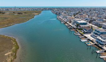 733 21st St, Avalon, NJ 08202