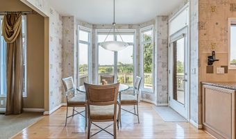 5401 Pinnacle Ct, Ann Arbor, MI 48108