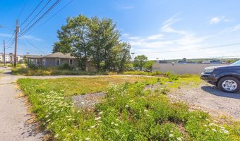 81 Floral St, Bath, ME 04530